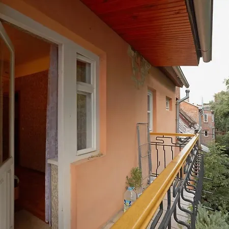 Apartment With Courtyard Lviv Exterior photo